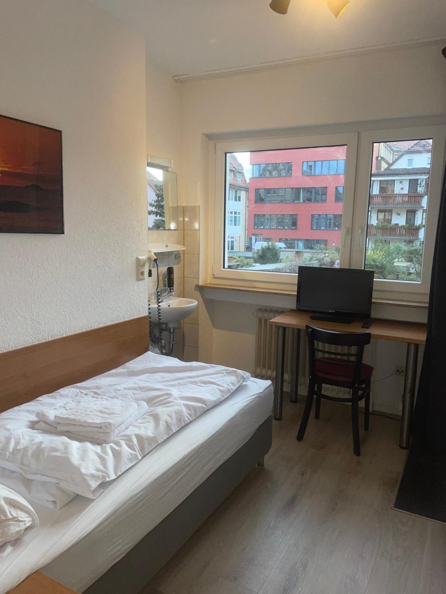 24-7 Stadthotel 2*